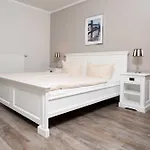 Strandnahe Mit 2 Schlafzimmern Und Balkon, Residenz Bel Vital 45, Apartment Binz