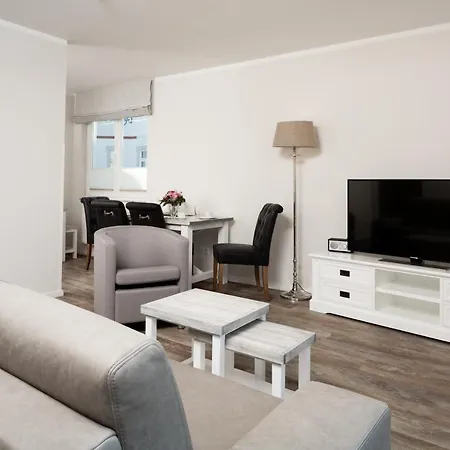 Strandnahe Fewo Mit 2 Schlafzimmern Und Balkon, Residenz Bel Vital Wohnung 45, Binz Appartement *